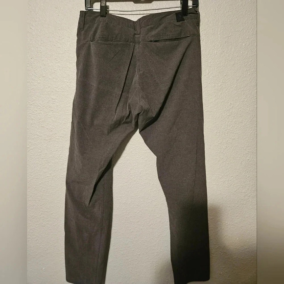 Vuori Grey Men Pants - Picture 4 of 5
